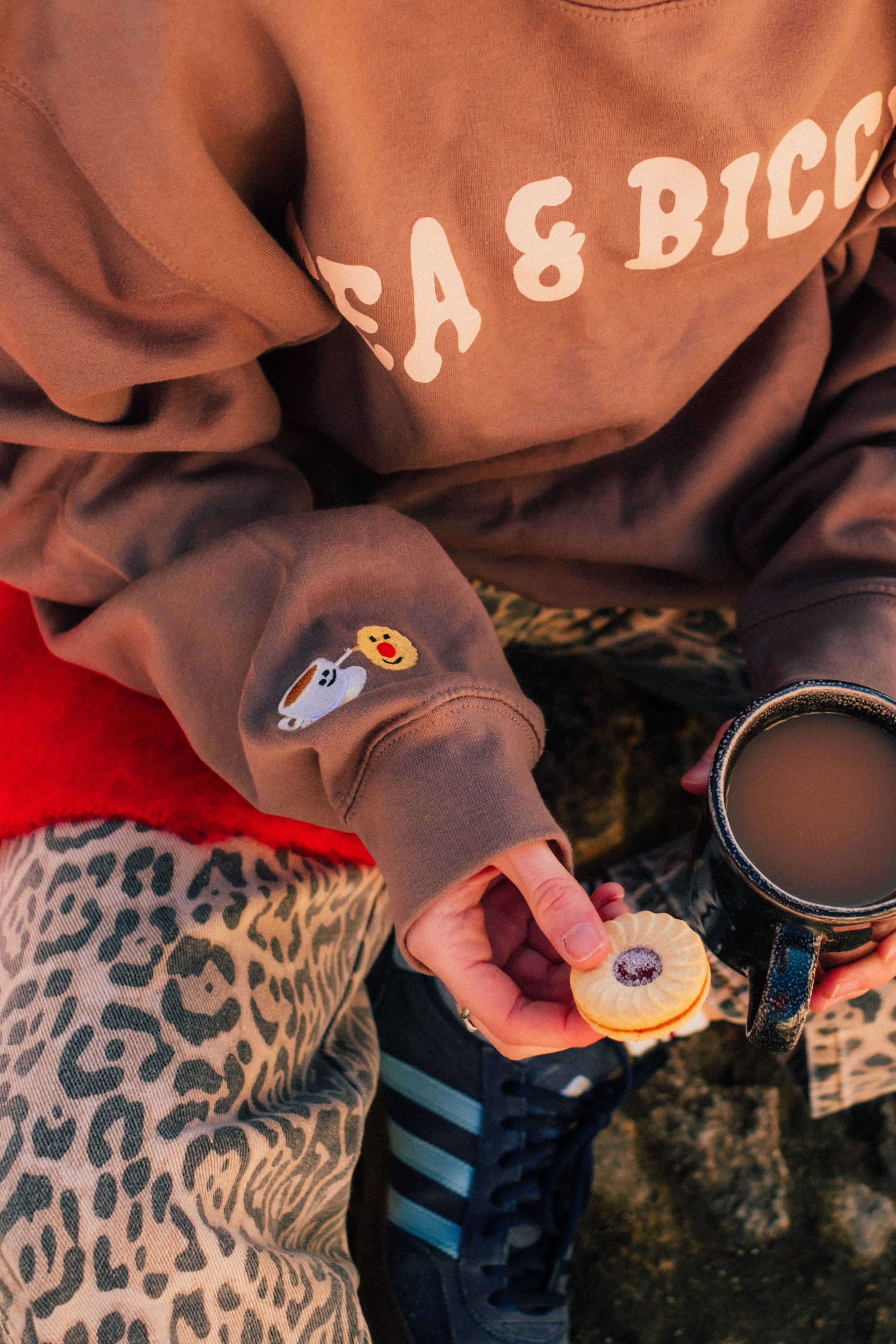 The Tea & Biccies Oversized Sweatshirt - Image 8